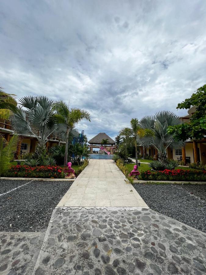 Hotel Pazifico En Monterrico Kültér fotó