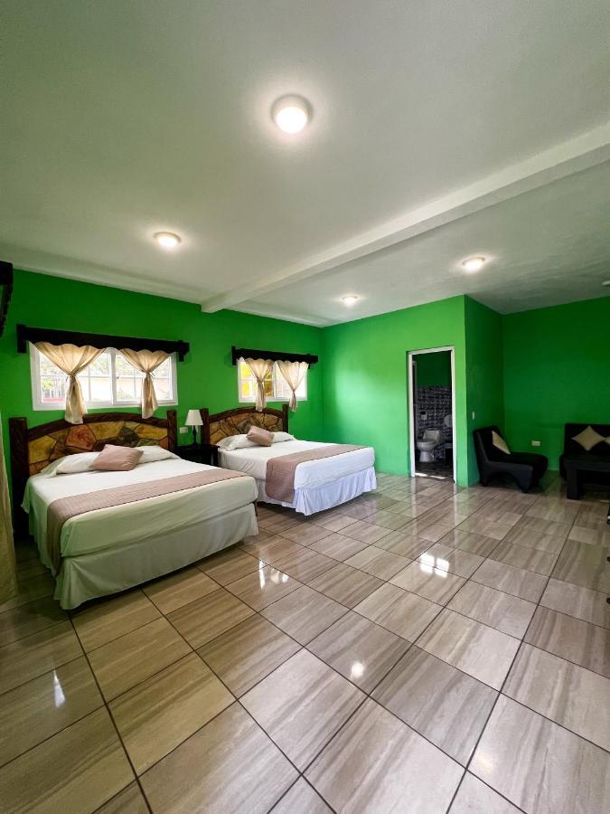 Hotel Pazifico En Monterrico Kültér fotó