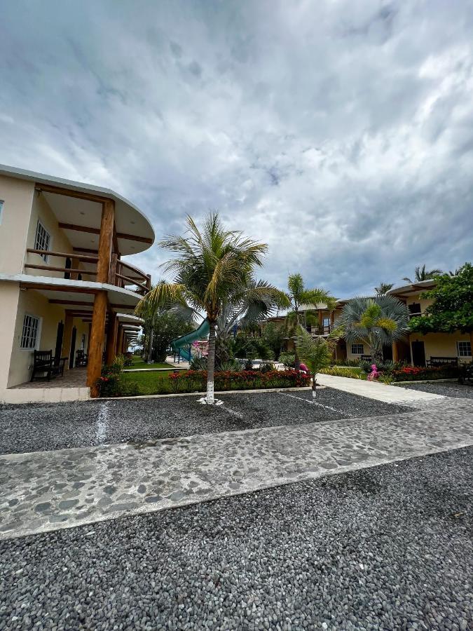 Hotel Pazifico En Monterrico Kültér fotó