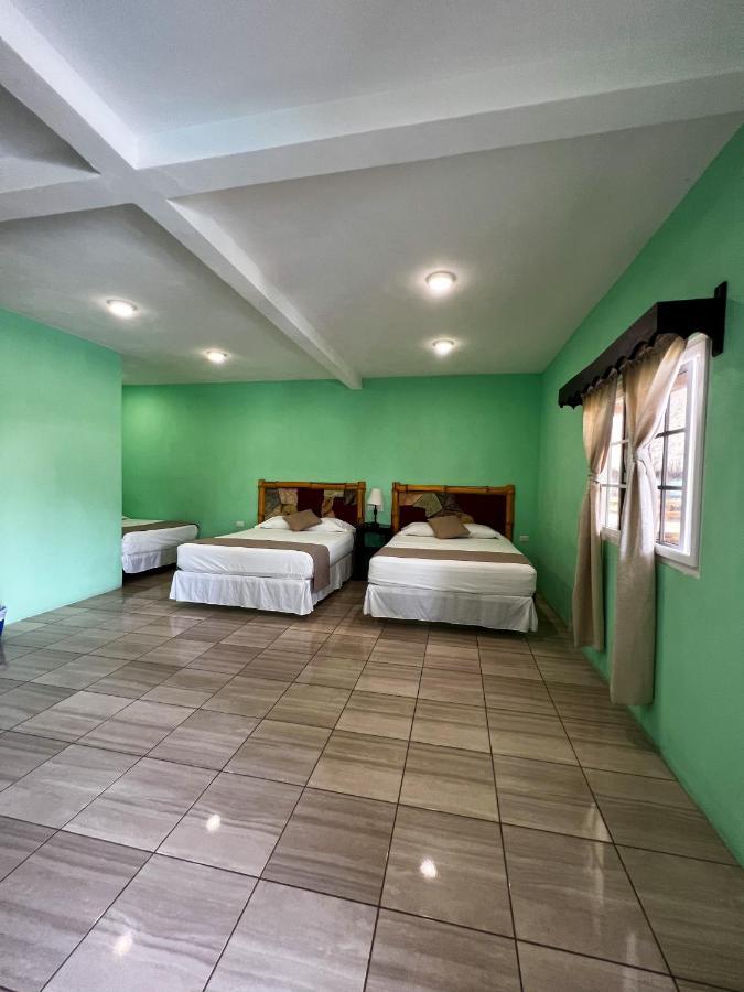 Hotel Pazifico En Monterrico Kültér fotó