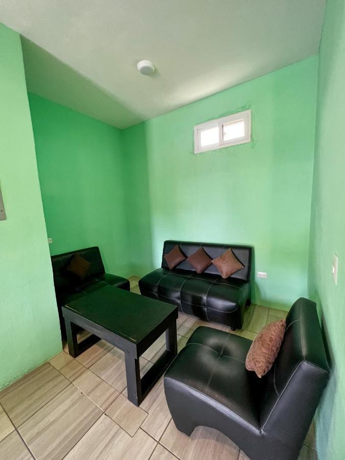 Hotel Pazifico En Monterrico Kültér fotó